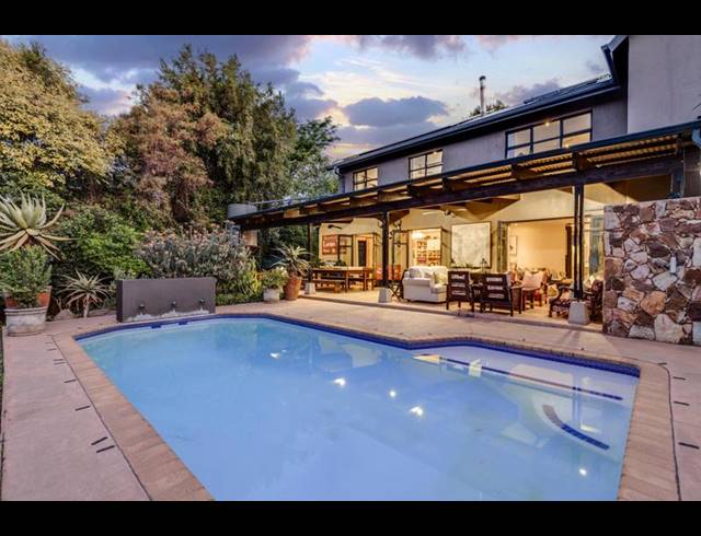 5 BEDROOM HOUSE FOR SALE IN FOURWAYS GARDENS